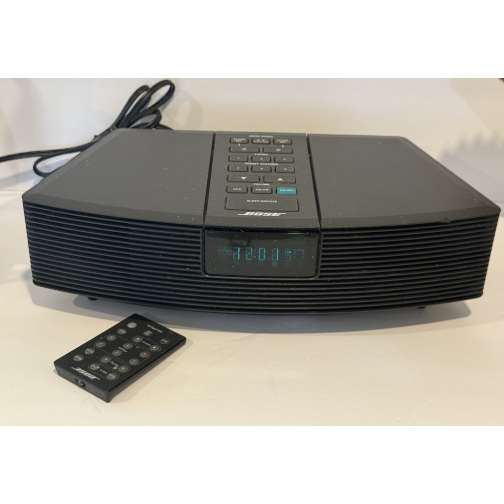 Bose Wave Radio AWR1-1W Tabletop AM/FM Clock System w/ Original Remote
